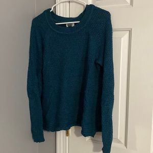 Women’s Old Navy Sweater in size Medium